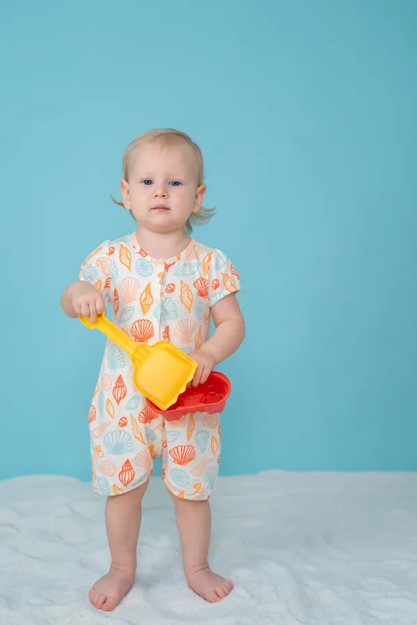 Полукомбинезон для девочки