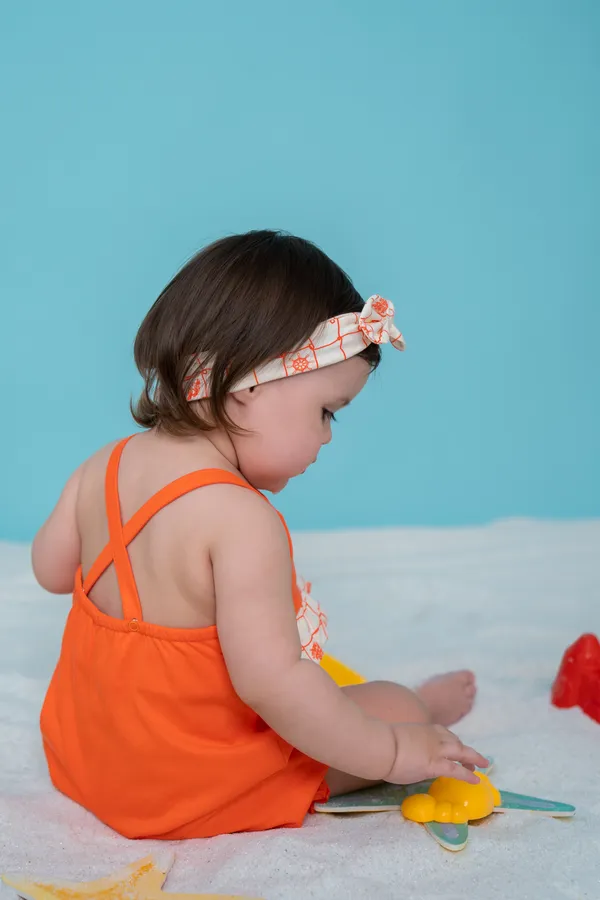 Полукомбинезон для девочки