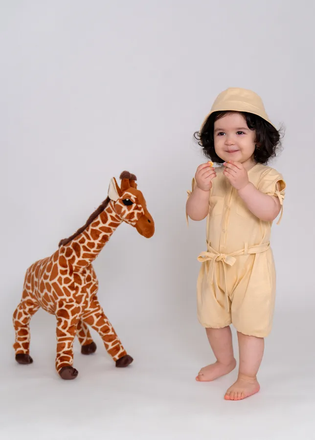 Полукомбинезон для девочки