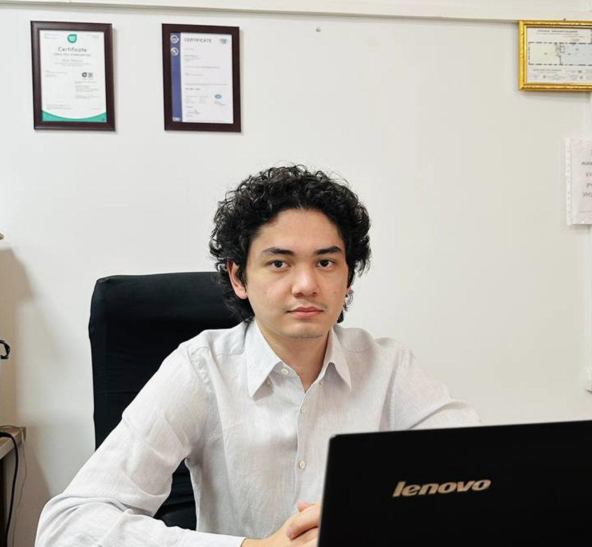 Азиз Абдувалиев